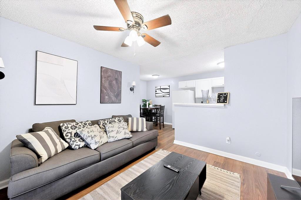 111 E Rogers Street, Arlington TX 76011 - Photo 4