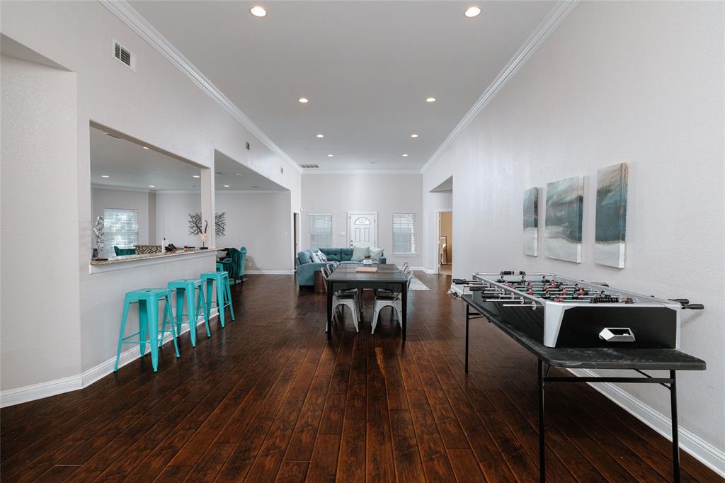 3014 Falls Drive, Dallas TX 75211 - Photo 3