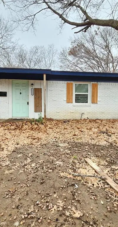 1811 Kent Drive, Arlington TX 76010