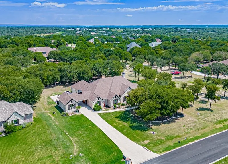 345 Sugartree Circle, Lipan TX 76462