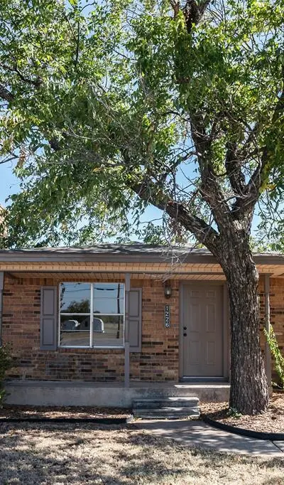 1226 Clay Street, Nocona TX 76255