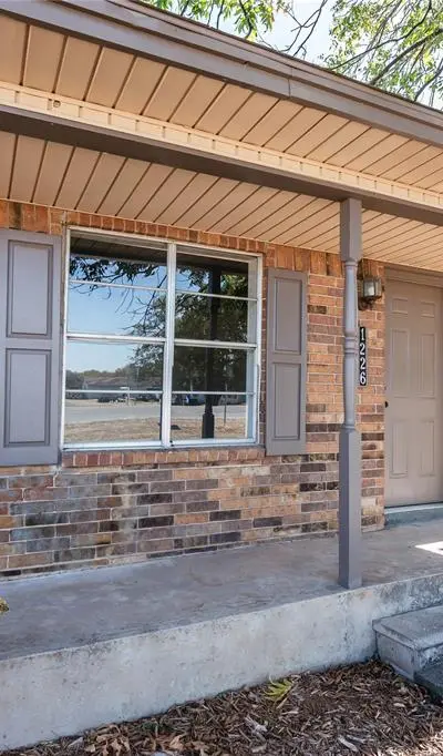 1226 Clay Street, Nocona TX 76255 - Photo 2