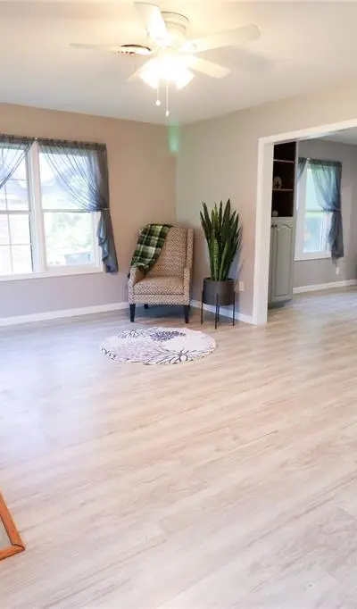 2208 N Sylvania Avenue, Fort Worth TX 76111 - Photo 4