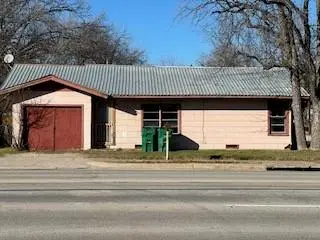 502 W Belknap Street, Jacksboro TX 76458