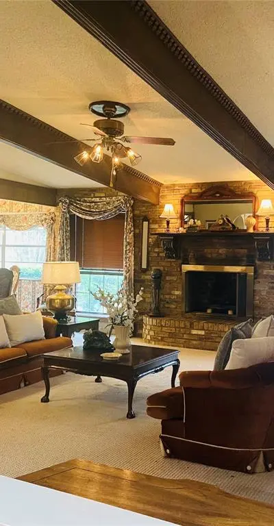 909 Overhill Drive, Bedford TX 76022 - Photo 4