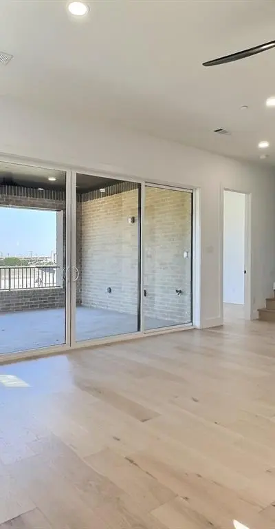 412 Vista Buena Trail, Fort Worth TX 76111 - Photo 5