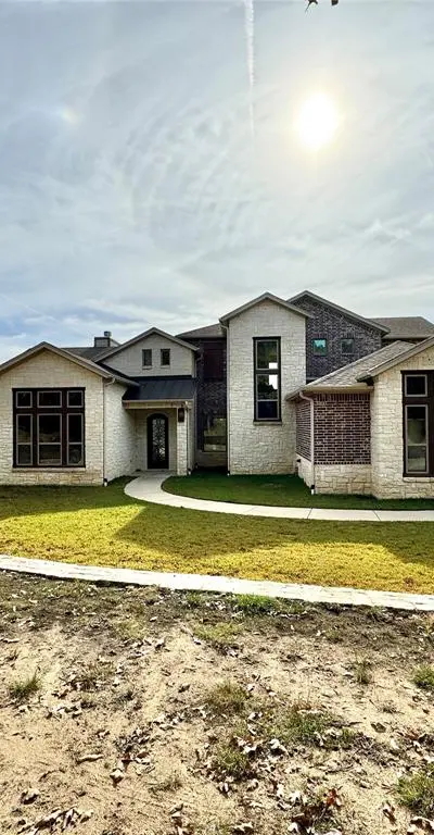 474 Eagle Cove Circle, Tioga TX 76271