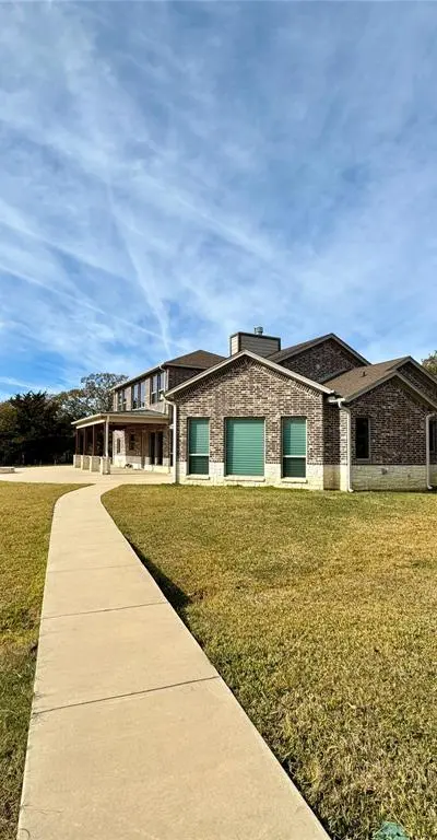 474 Eagle Cove Circle, Tioga TX 76271 - Photo 2