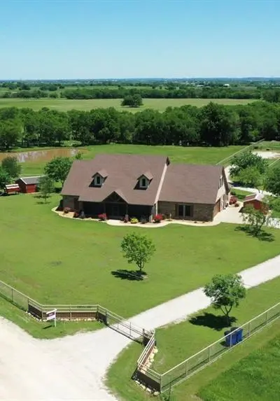 510 County Road 247, Valley View TX 76272