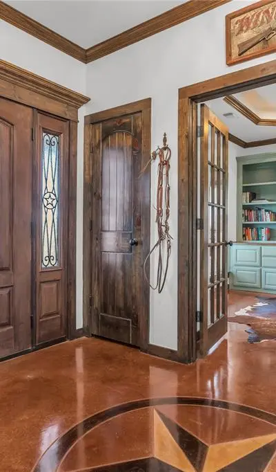 510 County Road 247, Valley View TX 76272 - Photo 2