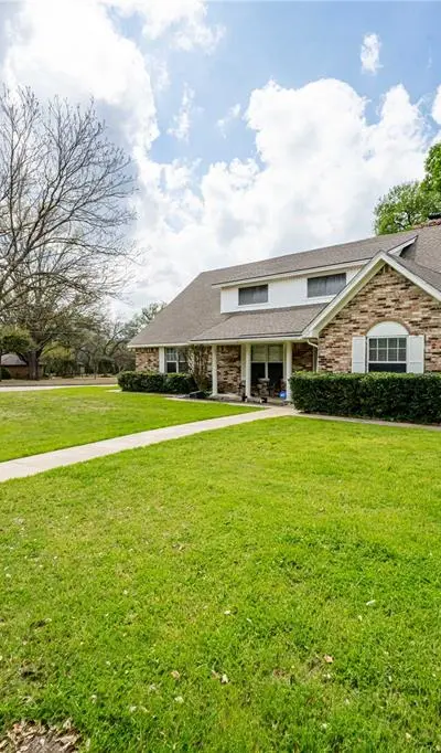 919 Green Hills Road, Duncanville TX 75137 - Photo 2
