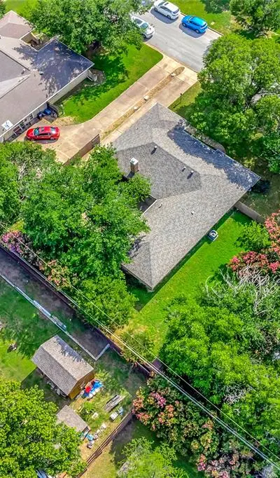 6021 Sycamore Creek Road, Edgecliff Village TX 76134 - Photo 4