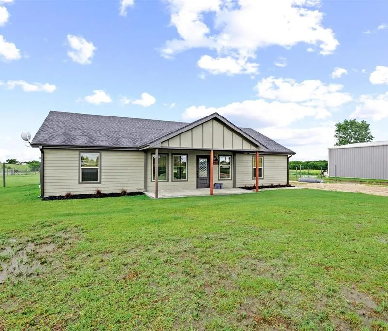 293 Private Road 36008, Honey Grove TX 75446