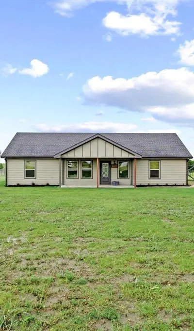 293 Private Road 36008, Honey Grove TX 75446 - Photo 2