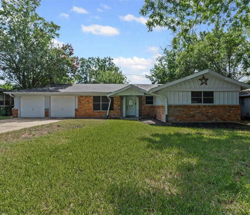3312 Henry Drive, Richland Hills TX 76118