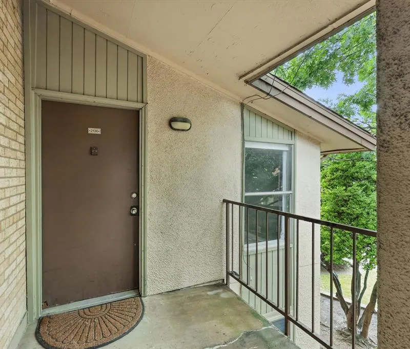 12824 Midway Road # 2136, Dallas TX 75244
