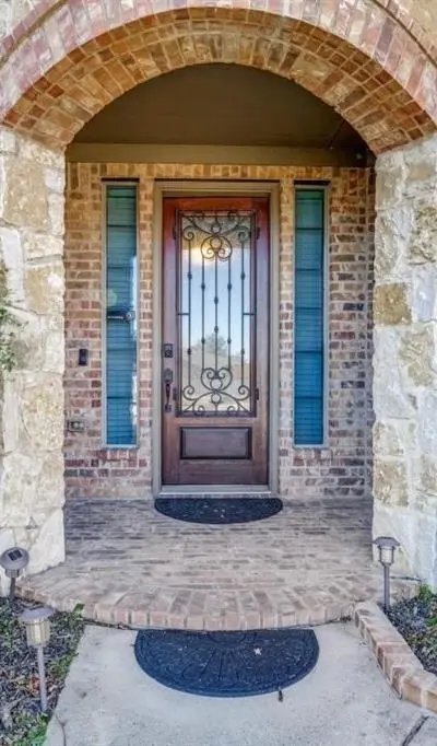 403 Sodbury Court, Roanoke TX 76262