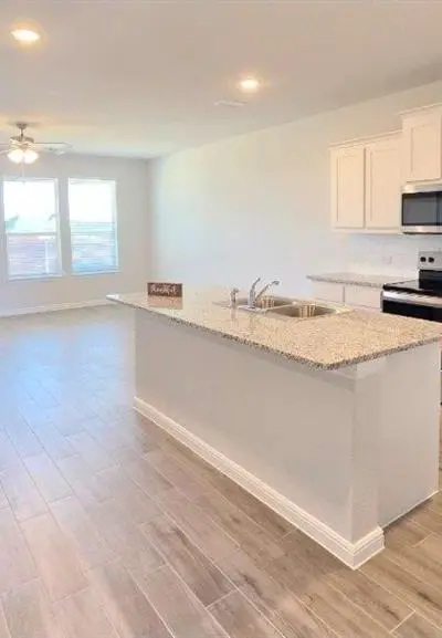 112 TRINITY Street, Grandview TX 76050 - Photo 3