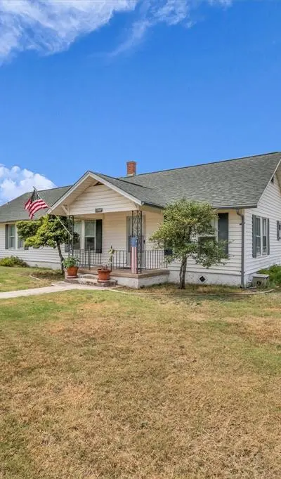15288 Old China Spring Road, China Spring TX 76633 - Photo 4