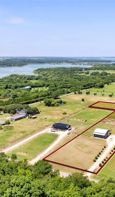 855 Buck Creek Road, Tioga TX 76271