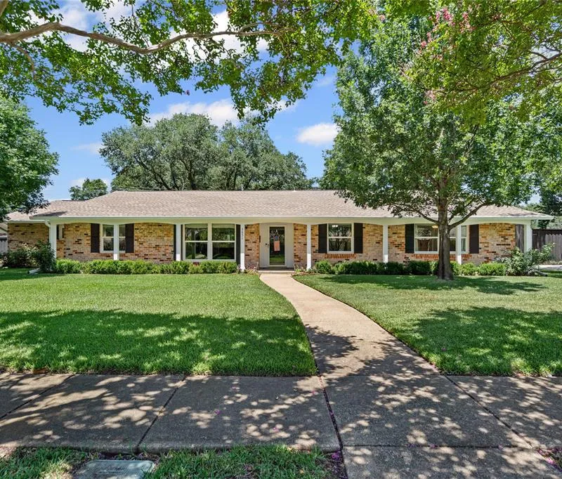 3851 Boca Bay, Dallas TX 75244