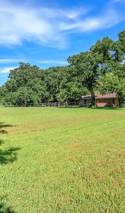 8855 County Road 107, Grandview TX 76050 - Photo 5