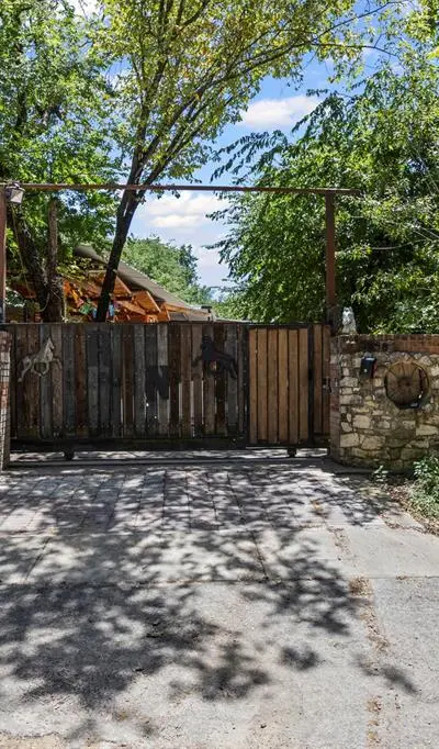 1152 Elva Warren Street, Fort Worth TX 76115 - Photo 2
