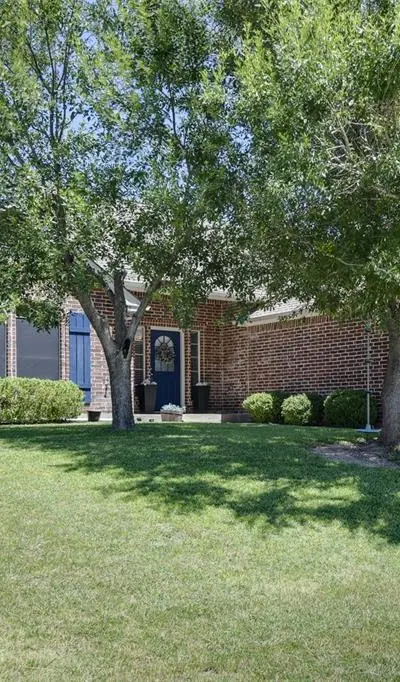 119 Chambers Creek Circle, Maypearl TX 76064 - Photo 2
