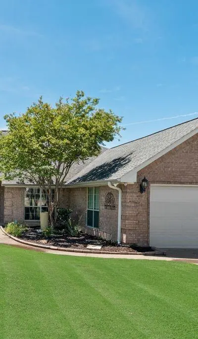 114 Crockett Drive, Lake Kiowa TX 76240