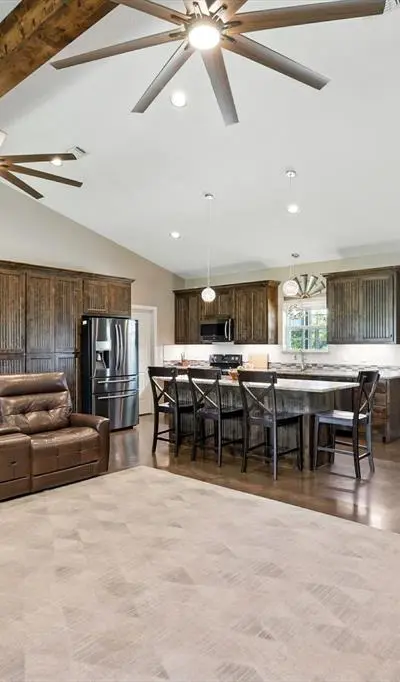 1106 Private Road 425, Whitewright TX 75491 - Photo 5