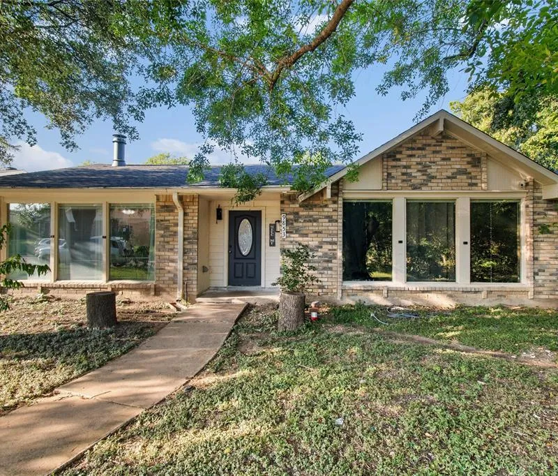 9853 Sophora Circle, Dallas TX 75249