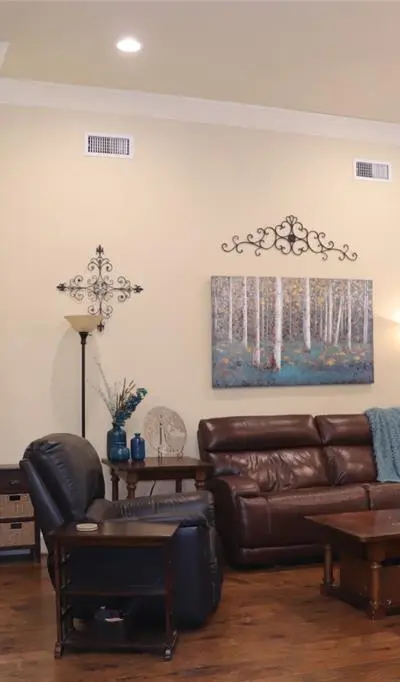 5614 Pleasant Ridge Road, Dallas TX 75236 - Photo 3