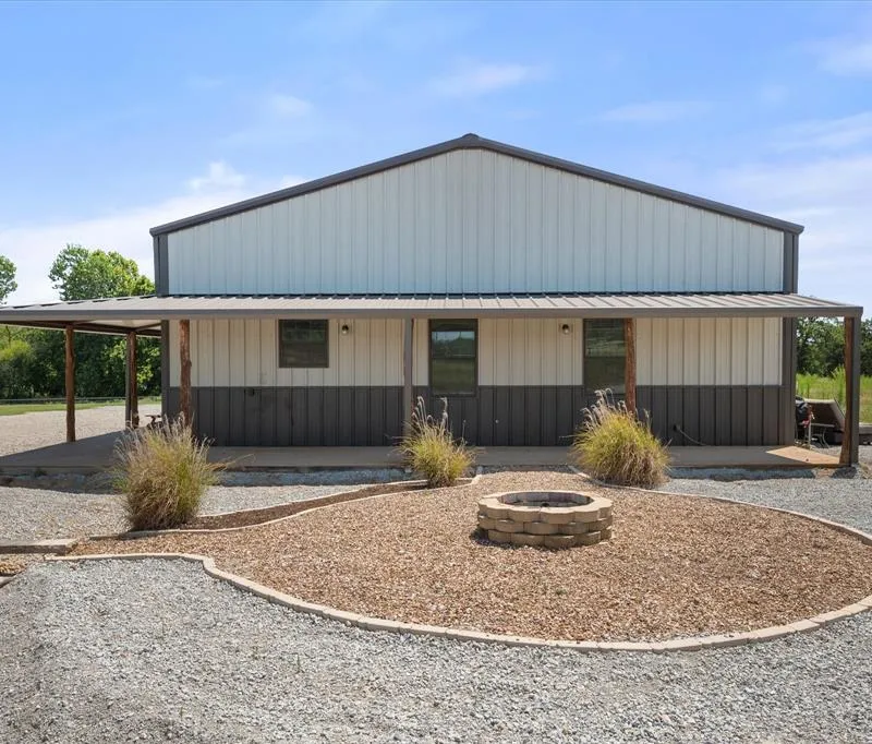 845 N Cardinal Road, Reno TX 76020