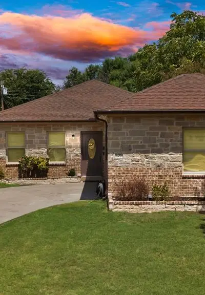 829 Lexington Drive, Lancaster TX 75134