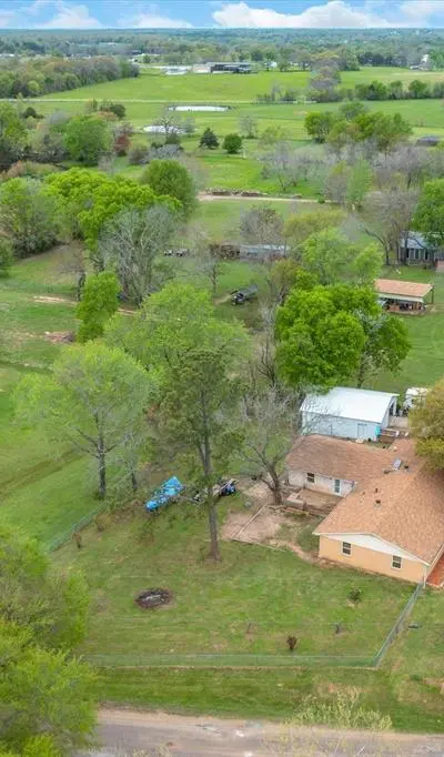 542 S Houston Street, Edgewood TX 75117