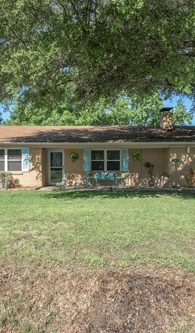 542 S Houston Street, Edgewood TX 75117 - Photo 3