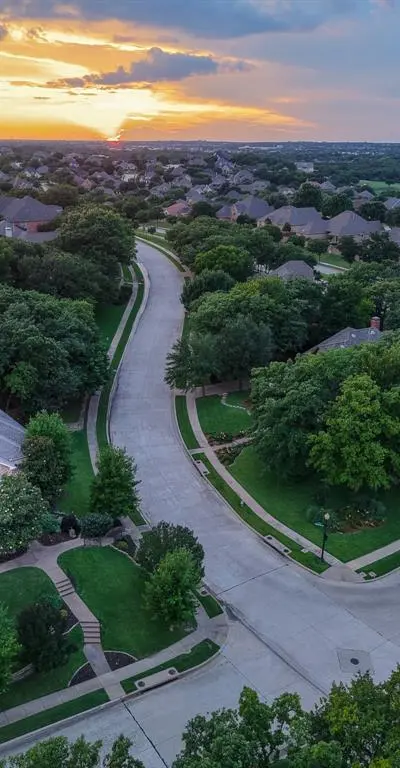 704 Berkshire Hill Drive, Keller TX 76248 - Photo 3