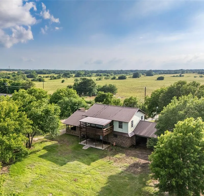 411 County Road 1475, Alvord TX 76225
