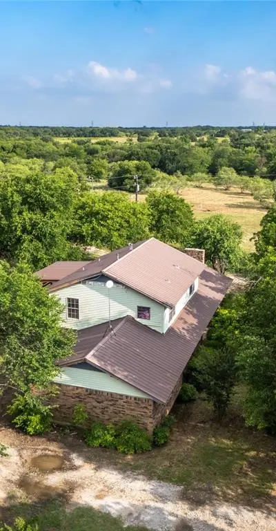411 County Road 1475, Alvord TX 76225 - Photo 2