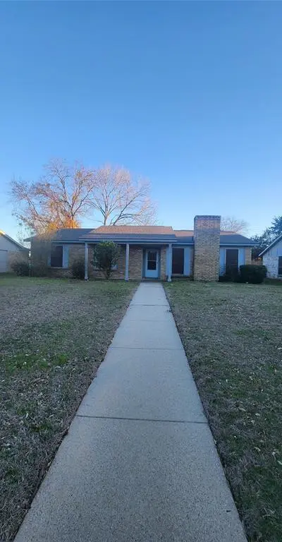1310 Oakbluff Drive, Lancaster TX 75146