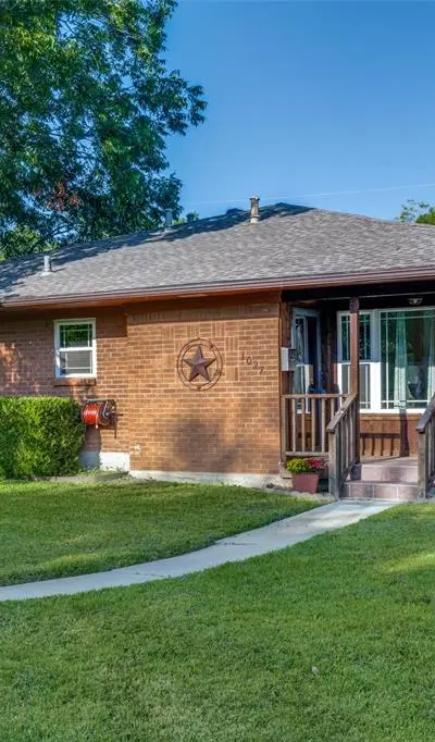 1027 Stanley Street, Denton TX 76201