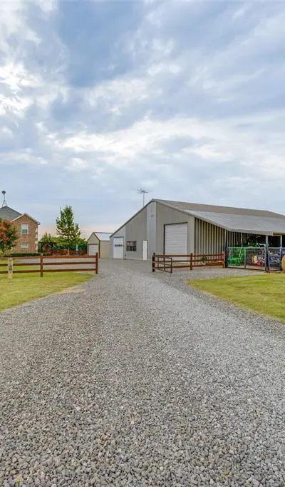 1400 Sears (3) Road, Bells TX 75414