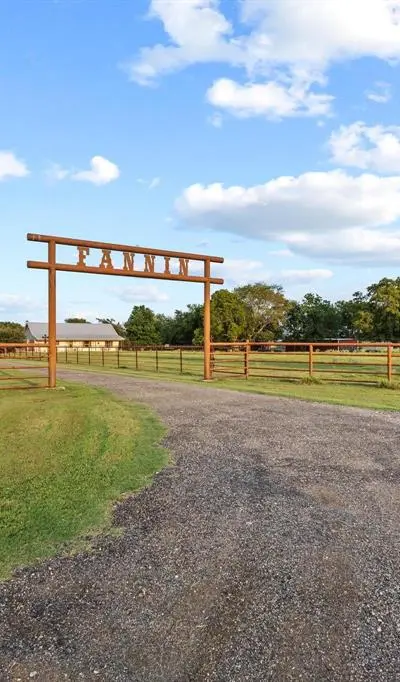 5285 County Road 3226, Lone Oak TX 75453 - Photo 3