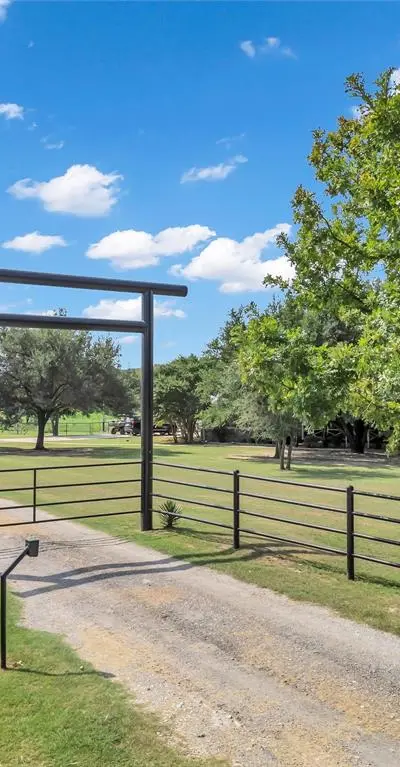 1000 Billings Road, Tolar TX 76476 - Photo 5
