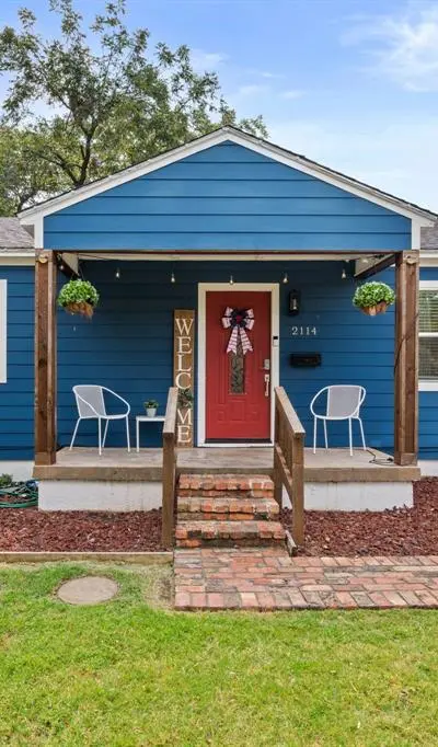 2114 Engle Avenue, Dallas TX 75224