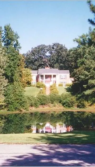 2900 S Robertson Avenue, Tyler TX 75701