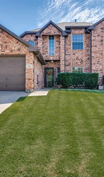 305 Ravenna Road, Lake Dallas TX 75065 - Photo 3