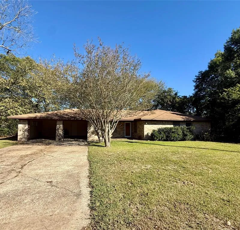 208 W Main Street, Cumby TX 75433