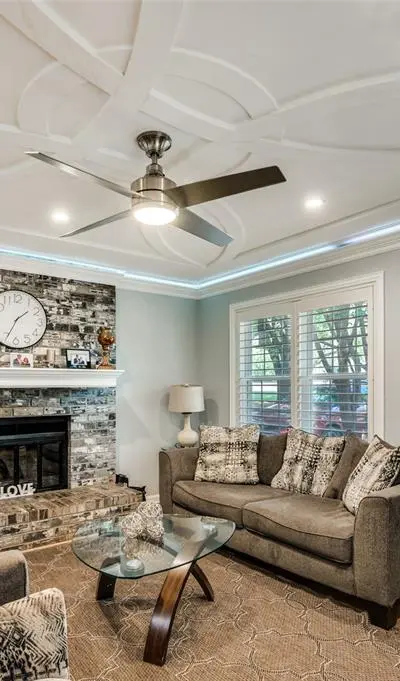 407 E Oakdale Street, Keene TX 76059 - Photo 2