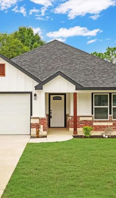 111 N Oak Street, Ector TX 75439 - Photo 2